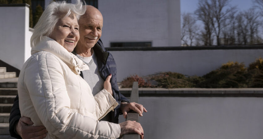 Moradia 60+: o que é, como adaptar e por que investir em idosos em condomínio